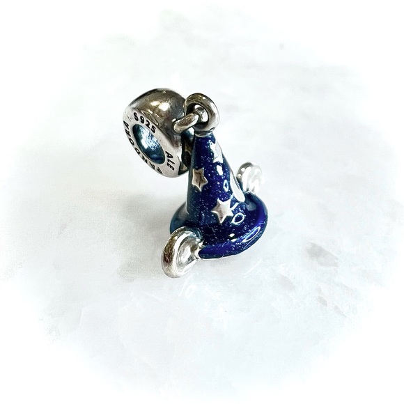 Pandora x Iconic Mickey Fantasia✨Sorcerer's Hat Charm, exclusive Parks item - Picture 8 of 11
